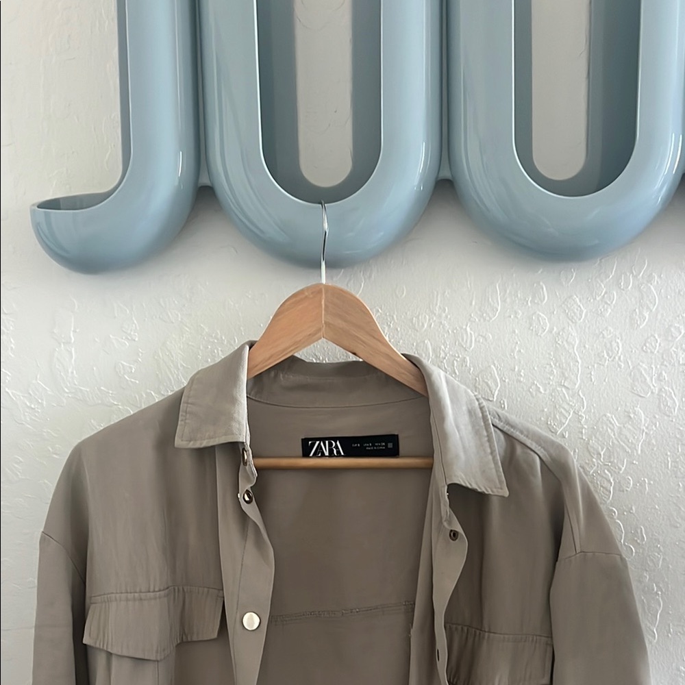 Zara Beige Blouse Oversized Relaxed Fit Button-Down Shirt